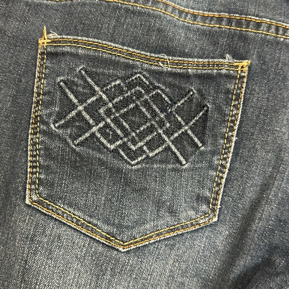 Limited 678 boot cut jeans size 8L